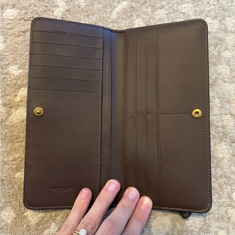 Coach Essential Slim Wallet in Maple - Picture 3 of 3
